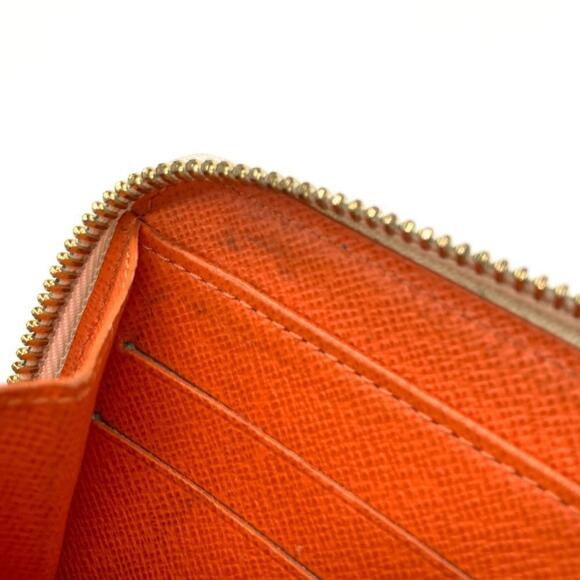 LOUIS VUITTON Brown Wallet - Picture 9 of 11